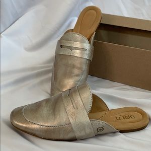 Born metallic slide loafer.